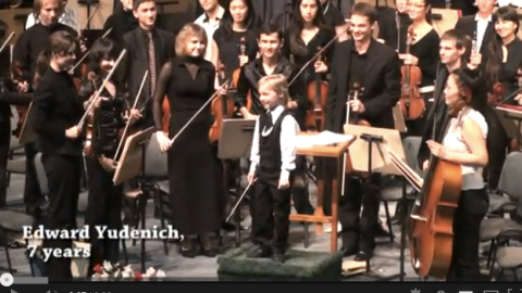 Director de orquesta con 7 años [video] | Musikawa